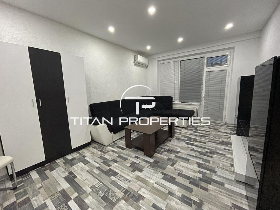 Дава се под наем Тристаен апартамент в Варна, Левски - 120 кв.м за 850 € - Снимка #1