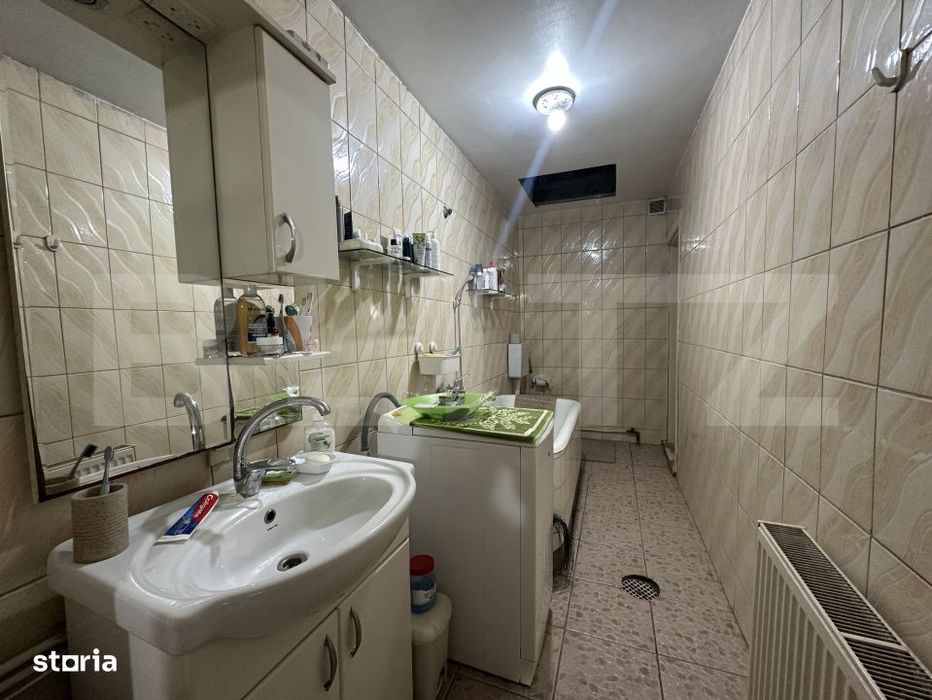 Casa de vanzare 131 mp, teren generos de 1.100 mp
