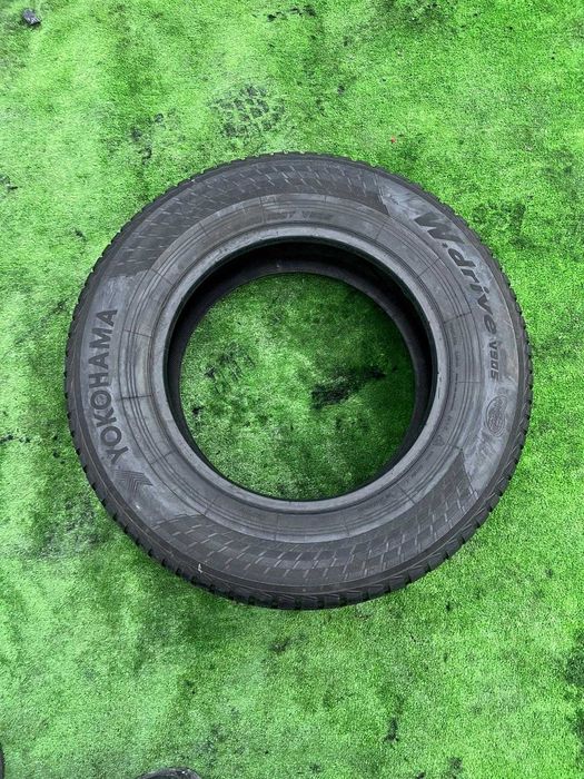 Anvelope Iarna 215/70/16 Yokohama