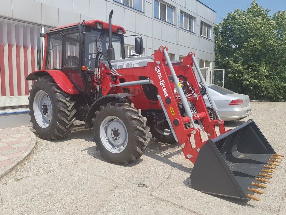 Metal Technik Incarcator frontal NOU pentru orice tip de tractor