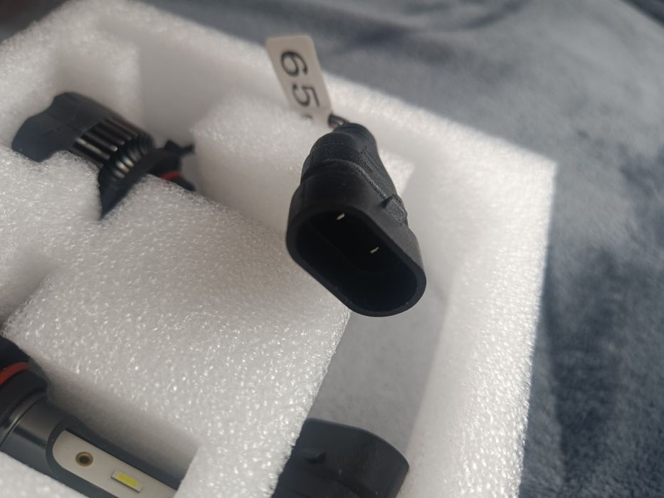 Set 2 Becuri HB3 ( 9005 ) Led Auto Candbus