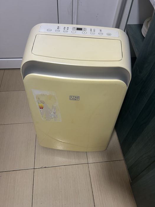 Vand aparate de aer conditionat 8000-12000 btu perfect functionale