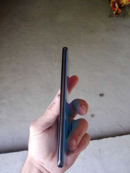 Huawei mate 20 pro 6/128 obmen flagman