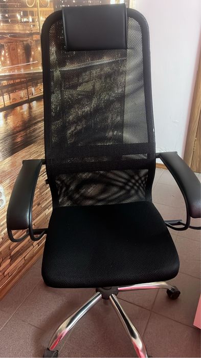 Продается кресло офисное