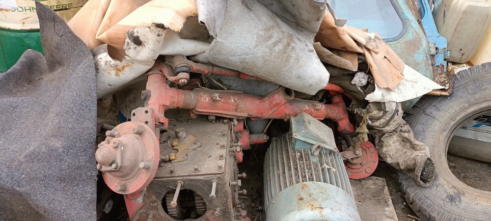 Продам двигатель и задний мост Т25