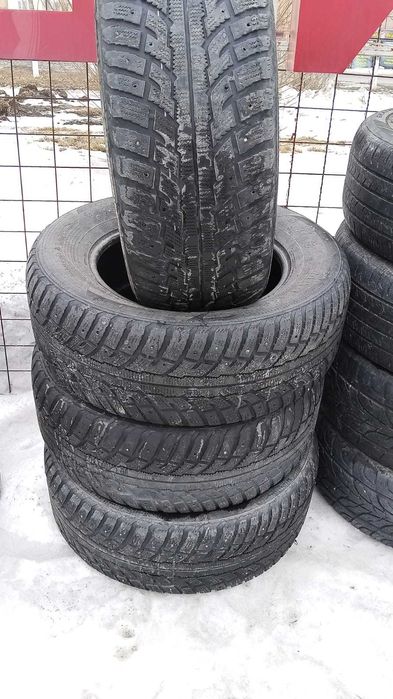 Продам шины 285\60R18