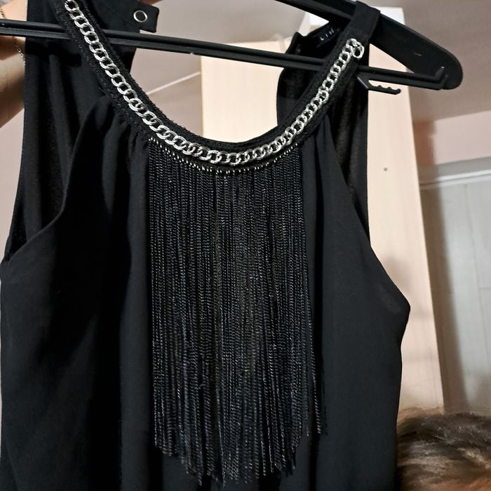 Продам платья для подростков