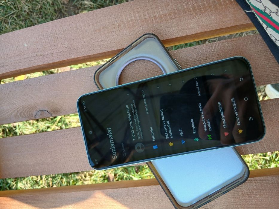 Tecno Spark 30c 6+6/128 talik 5 oy böldi olinganiga  aybi yoq 
5 oy bö