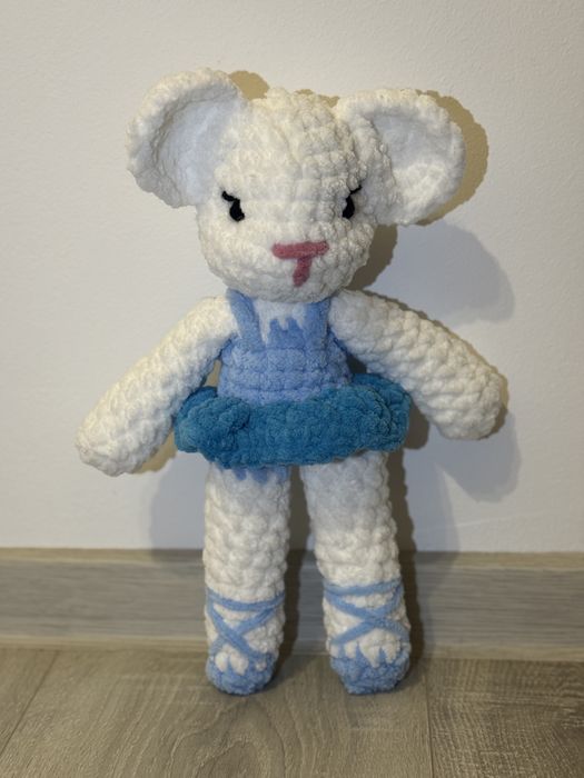 Șoricei croșetați manual