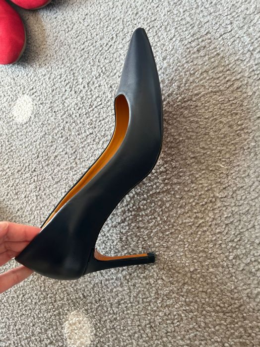 Обувки на ток Zara