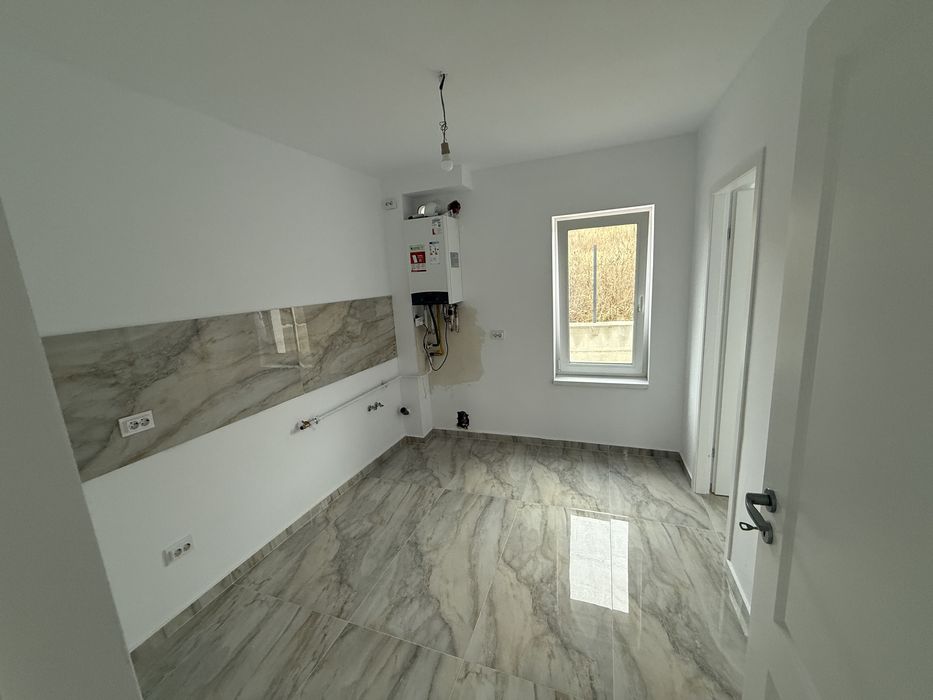 Propietar Casa finalizata si intabulata in zona Bucium Barnova - 110mp utili, teren+parcare 300mp, incalzire in pardoseala
