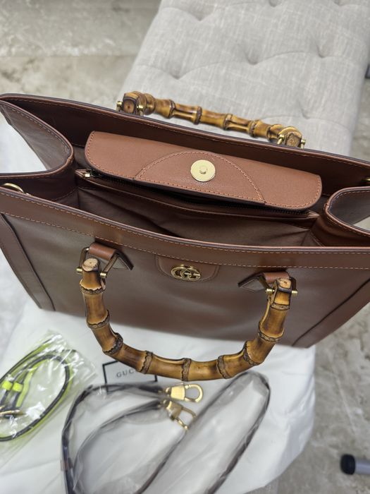 Дамска чанта GUCCI Diana medium tote bag