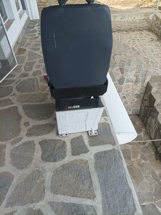 Седалка за бус заедно със стойка