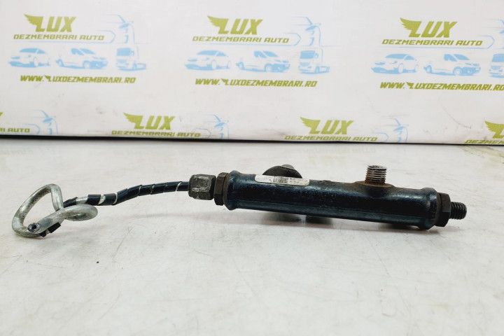 Rampa injectoare a2020001297 Citroen C6 1 generation (2004 - 2012)