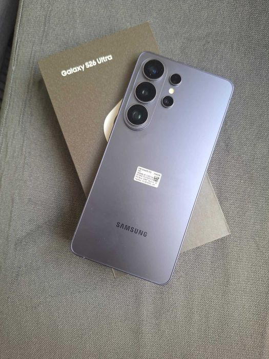 Samsung Galaxy S26 Ultra 256GB Violet – НОВ + аксесоари