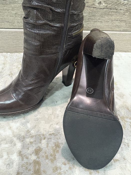 Продам сапожки 39 р.  (осень-весна)