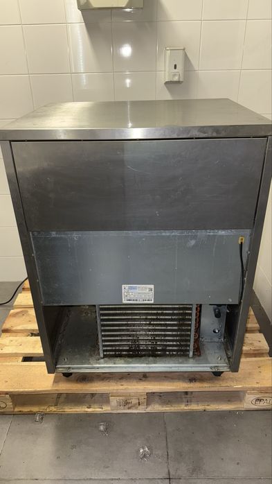 Ледогенератор Master Frost M800 Ползван