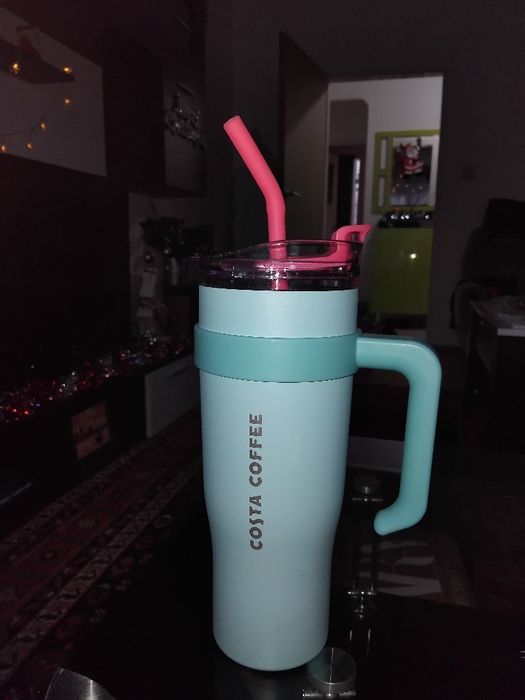 Голяма термочаша  Tumblers,нераждавейка,с капак