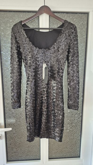 Нова рокля с пайети, ХС