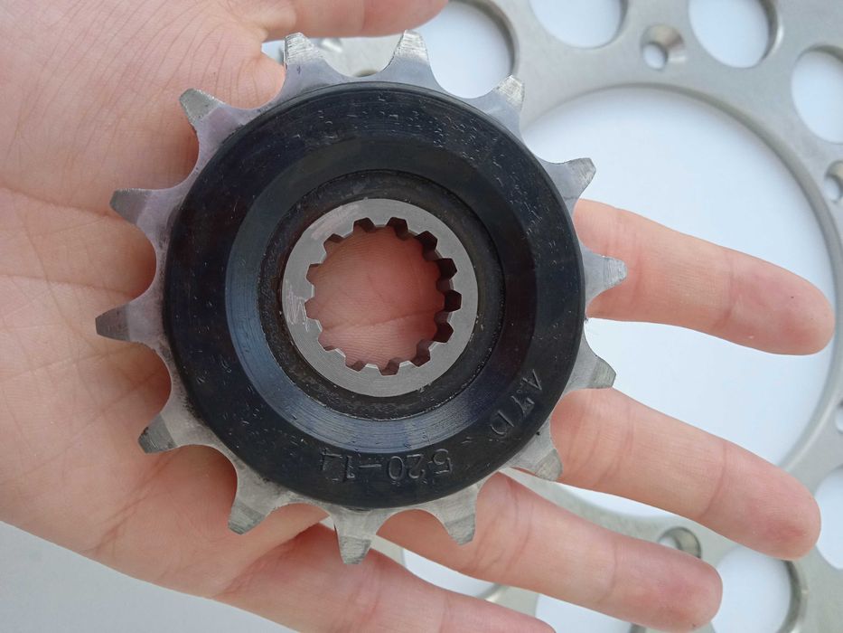 Зъбчатки Suzuki 520 14/49