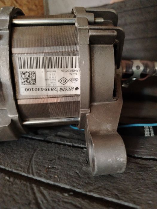 Motor mașină de spălat în stare perfectă de funcționare