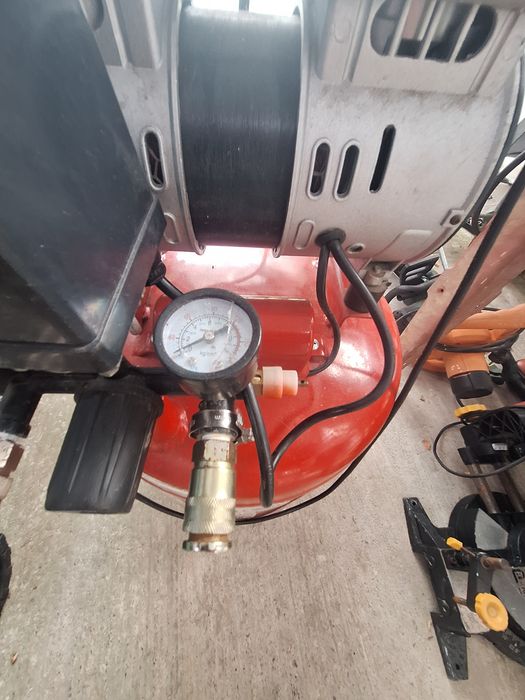 Compresor aer GeoTech 50l