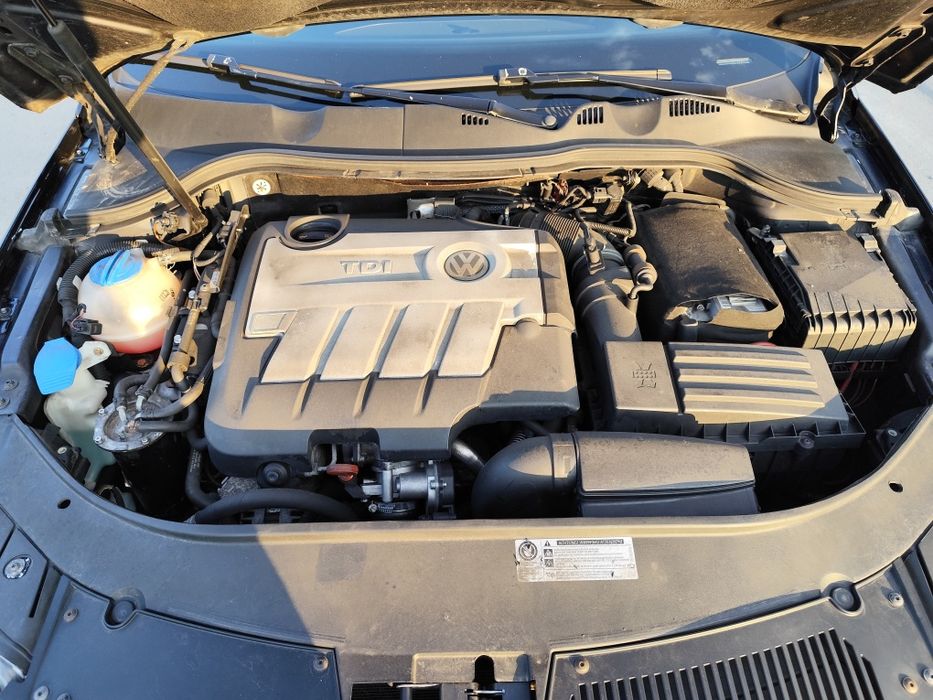 Volkswagen Passat B6 Variant 2.0 TDI DSG, R-LINE, EURO5, 140 cp