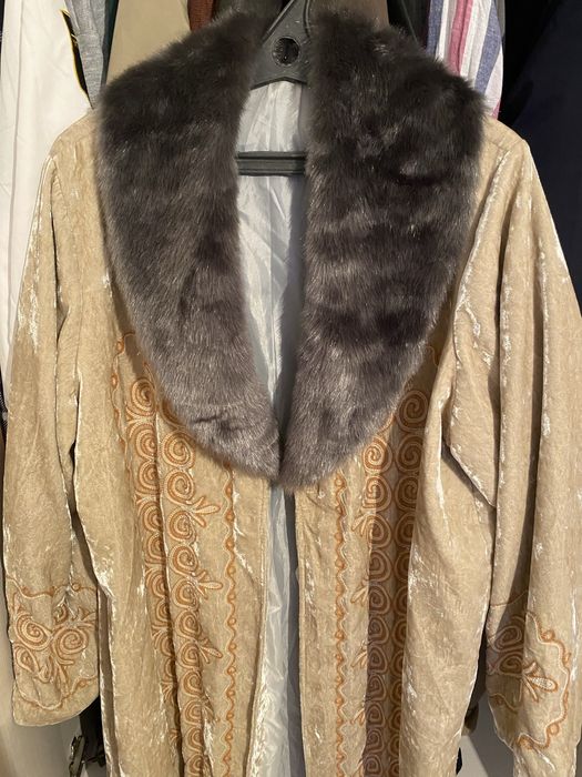 Шапан (национальный костюм)