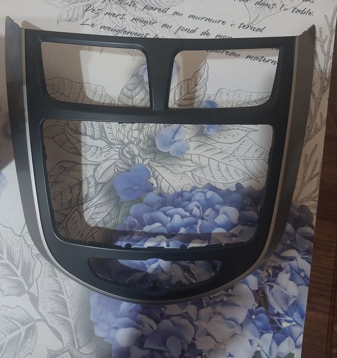 Магнитофон в машину.