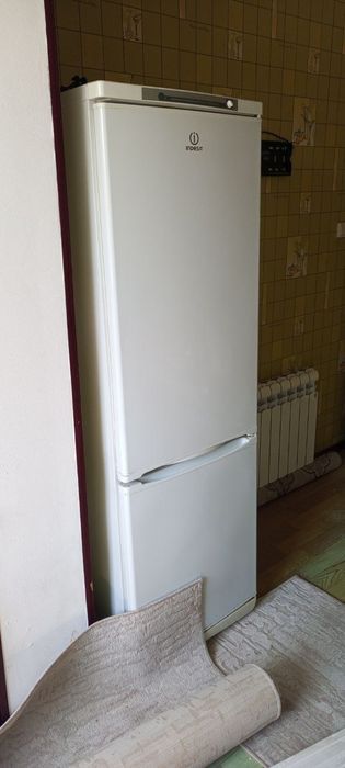 Mebel xaladelnik sotiladi