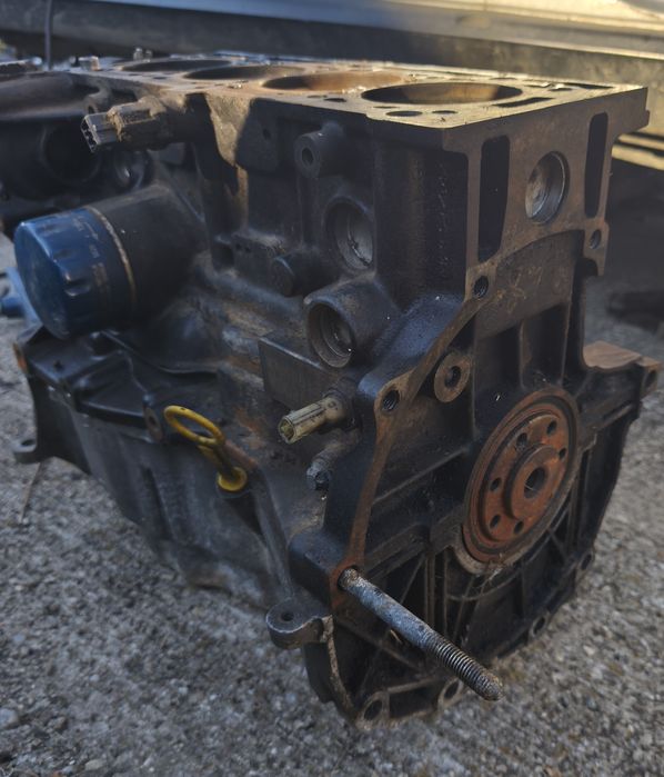 Bloc motor ambielat 1.6 benzină 112 cp Renault Megane 2 Scenic2 K4M812