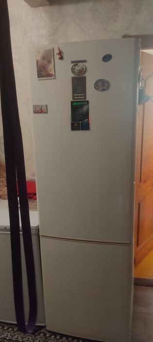 Продам холодильник