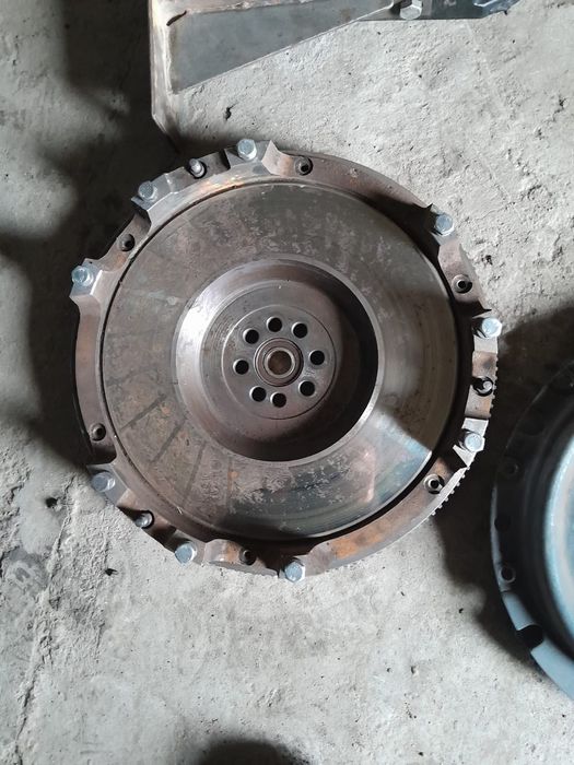 Продам карзина с фередо