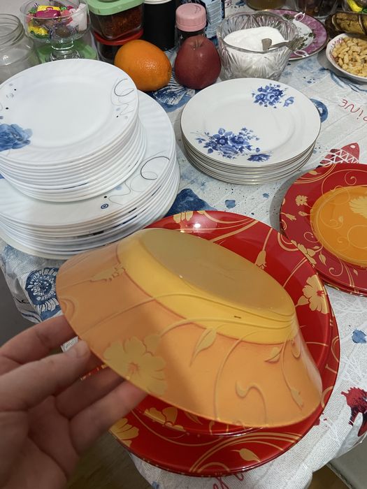 Тарелки посуда Срочно