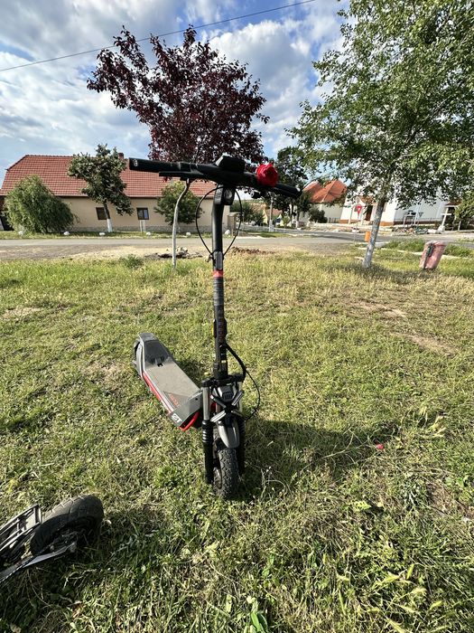 Trotineta electrica segway-ninebot