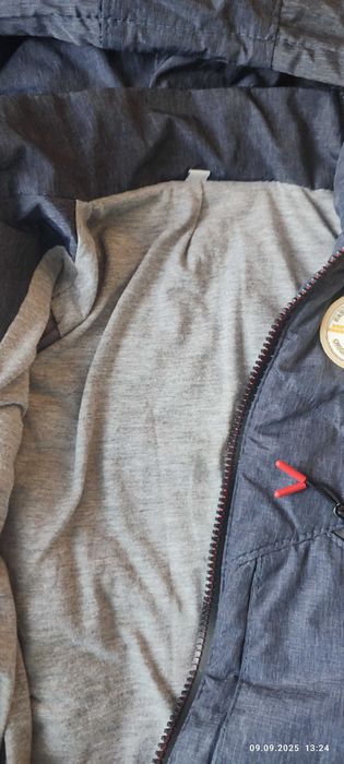 Куртка осенняя на мальчика