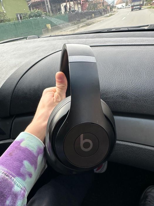 Casti Beats Studio Pro