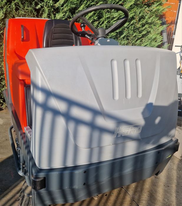 Vindem masina de spălat maturat Hako B1050