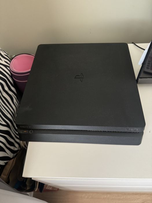 Ps4 slim 500 bg с най желаните игри