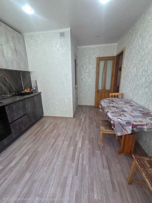 Продам 3- х  квартиру р-н Сити Молла