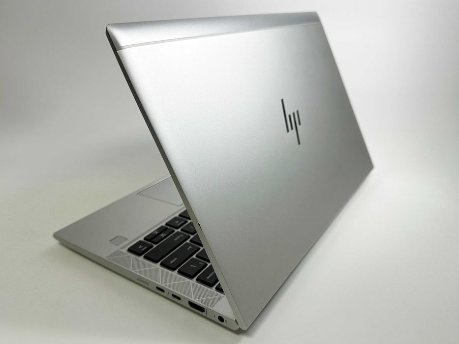 Laptop HP Elitebook 830 G8 Intel i5 1145G7 32 gb ram 256 gb ssd  Ecran 13 inch Full HD Design slim metalic Windows 11 Factura si Garantie 1 an