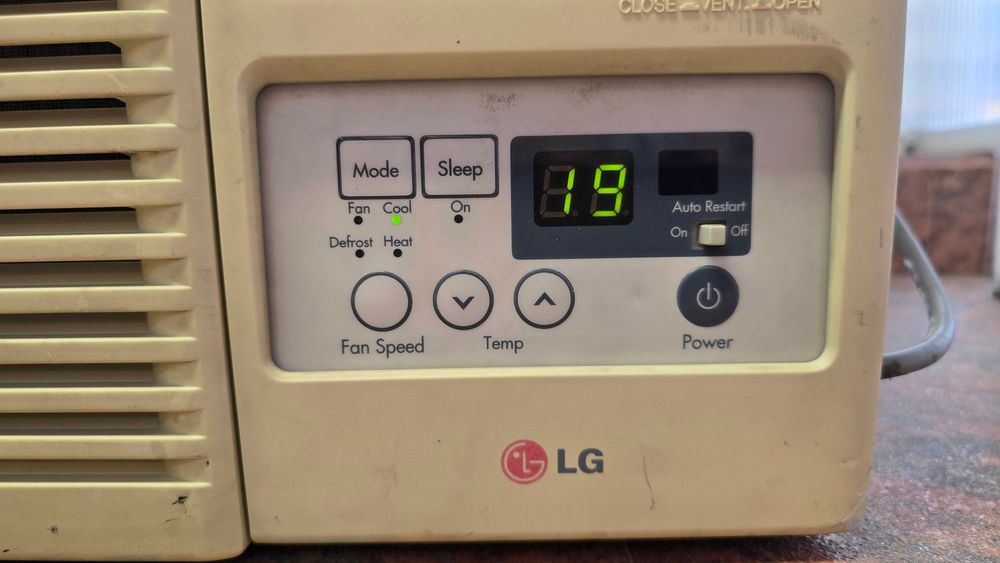 КЛИМАТИК инверторен LG LWC1260PHG - 11.5 Btu/h