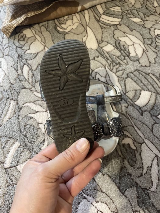 Детцки сандалки