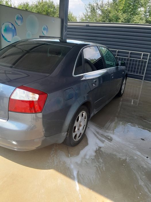 Vând Audi A4 din 2004 4x4