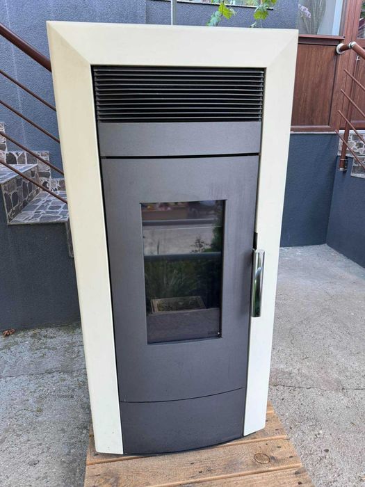Пелетна камина AlfaPlam Como 21 kW – Отлично състояние, сервизирана, готова за сезона