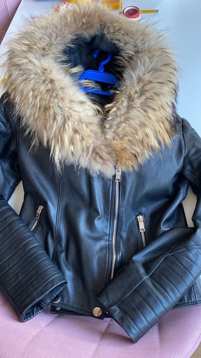 Кожено яке М размер