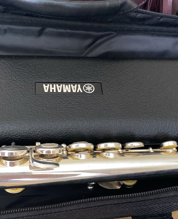Flaut yamaha 272