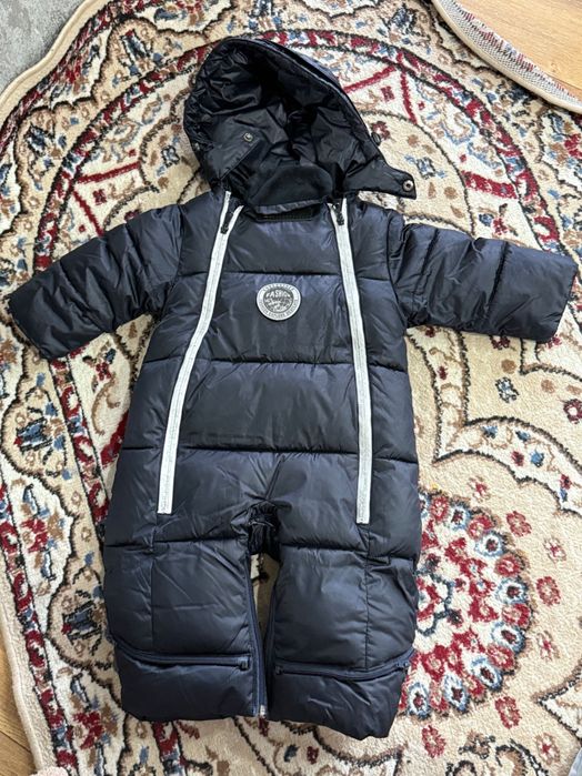 Продам детский зимний комбинезон.