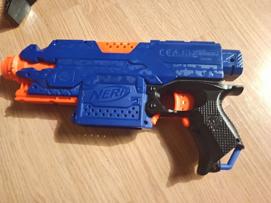 Pușca Nerf electrică "fara gloanțe"!!