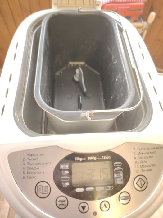 Хлебопекарна Silwer Crest стара но работеща безотказно.